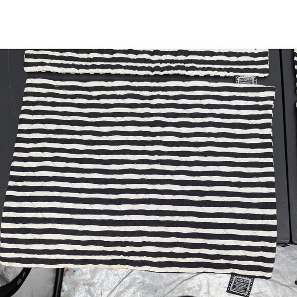 Droll Designs Quilted Placemats Set of 4 Yellow Floral Black Stripe 100% Cotton - Picture 11 of 12